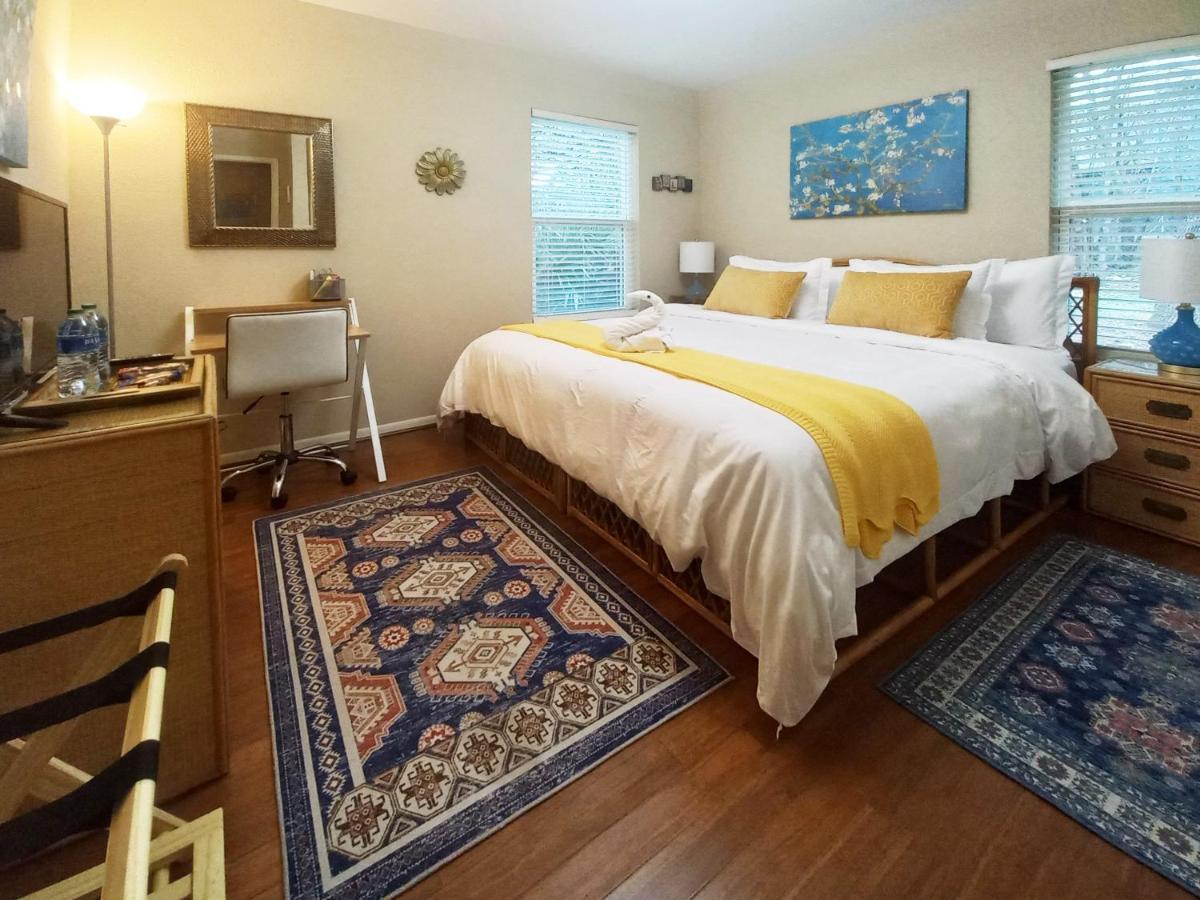 King Bed In Relaxing Oasis, With Free Snack/Wi-Fi/Parking Apartment ซานมาร์คอส ภายนอก รูปภาพ